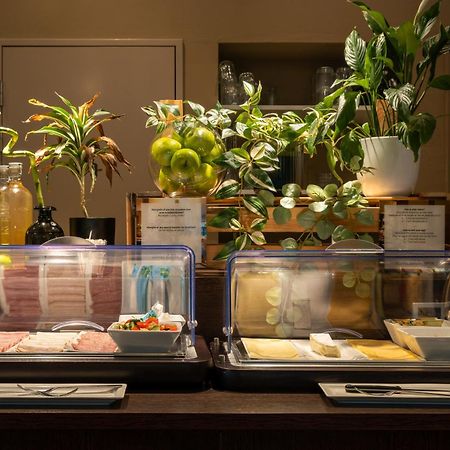 Hotel Docklands Antwerpen Ngoại thất bức ảnh