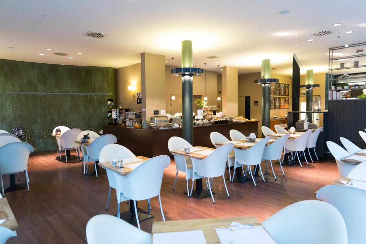 Hotel Docklands Antwerpen Ngoại thất bức ảnh