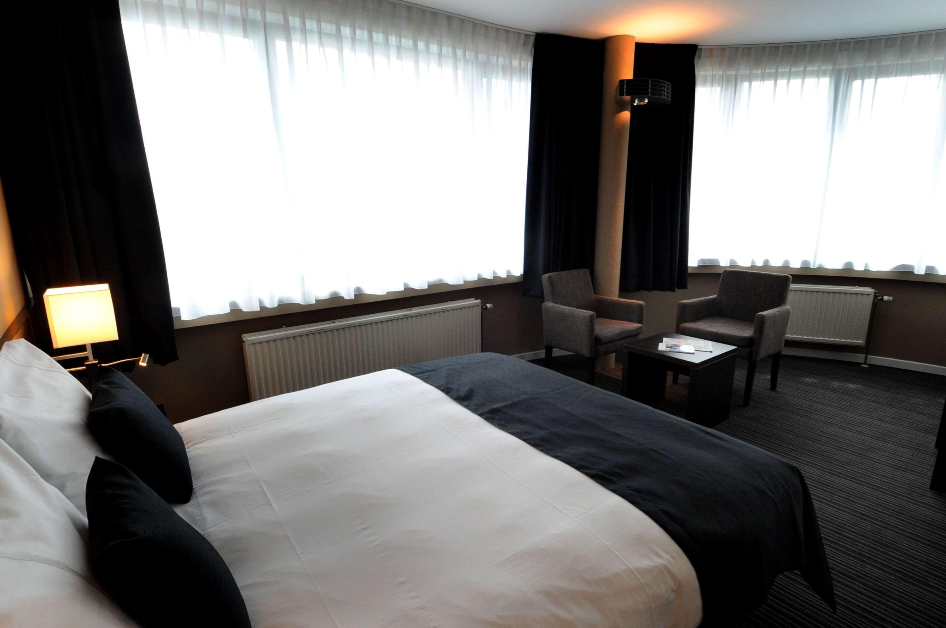 Hotel Docklands Antwerpen Ngoại thất bức ảnh