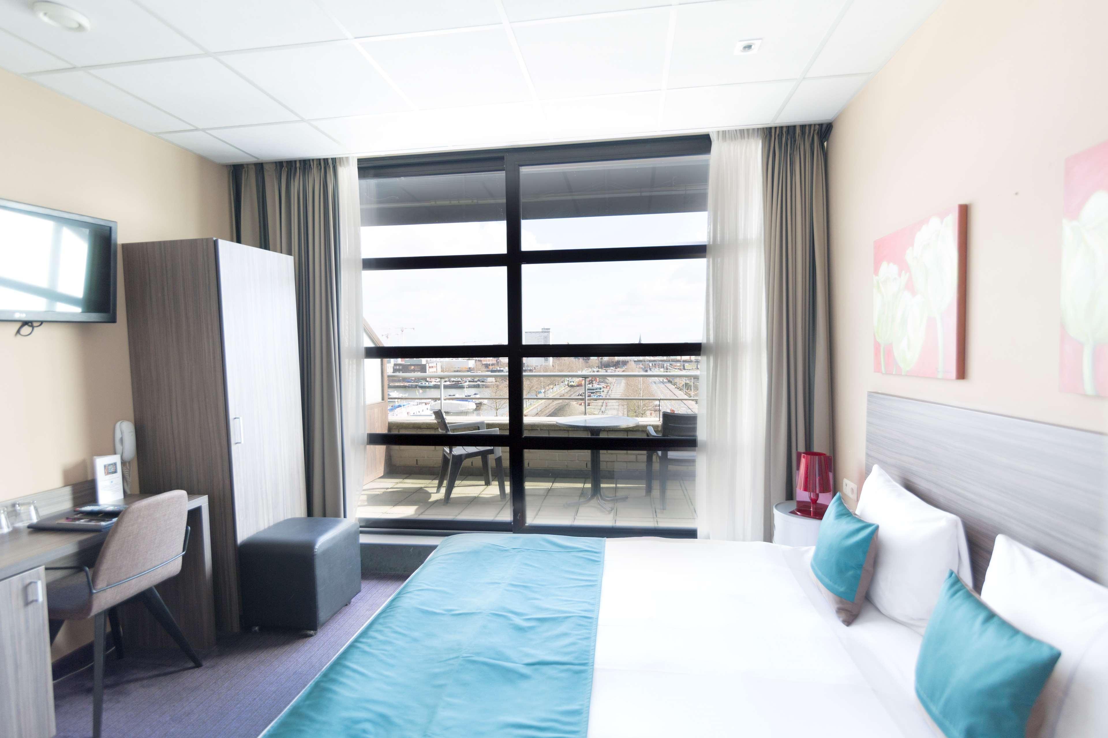 Hotel Docklands Antwerpen Ngoại thất bức ảnh