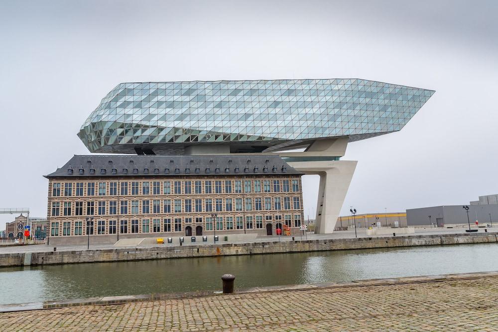 Hotel Docklands Antwerpen Ngoại thất bức ảnh